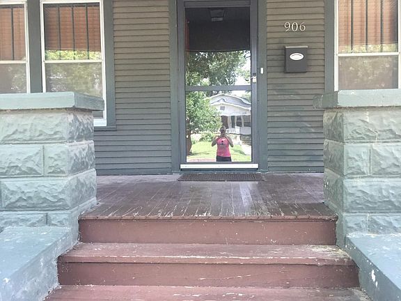 906 North Coolidge Avenue