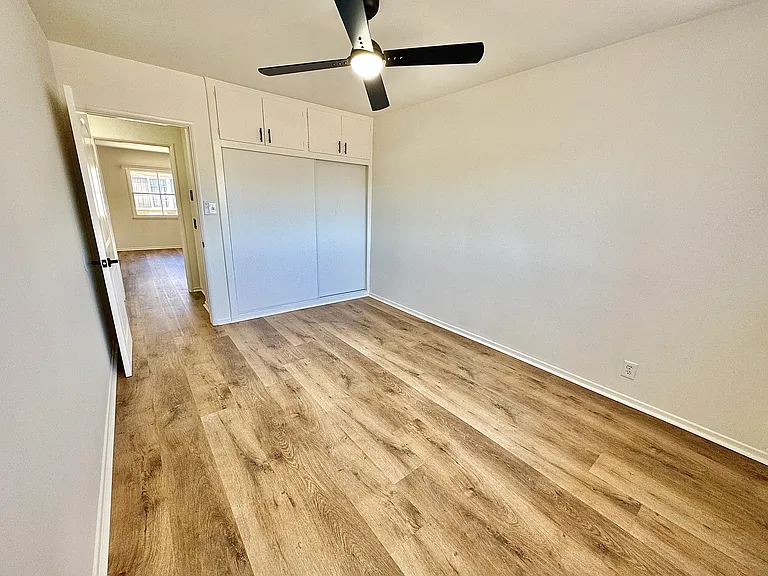 6743 Haskell Ave #6 — Photo 11