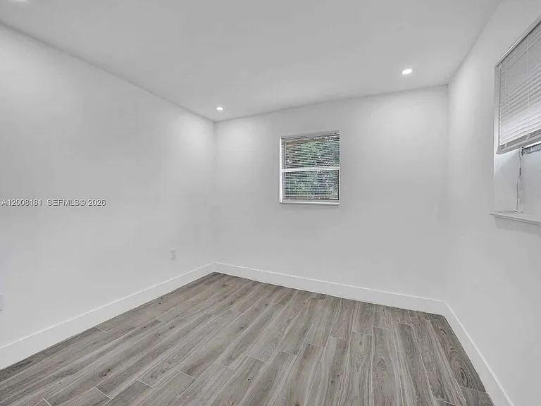 5740 Mayo St — Photo 11