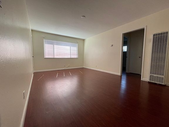 2nd image of 2306 John Ct