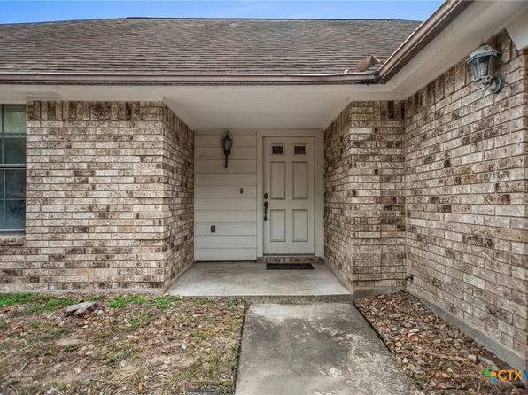 140 Timberline Dr, Port Lavaca, TX 77979