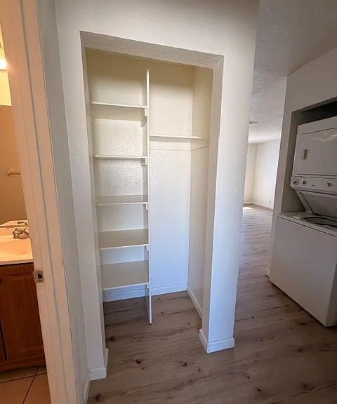 4300 N Lamont St #261 — Photo 7