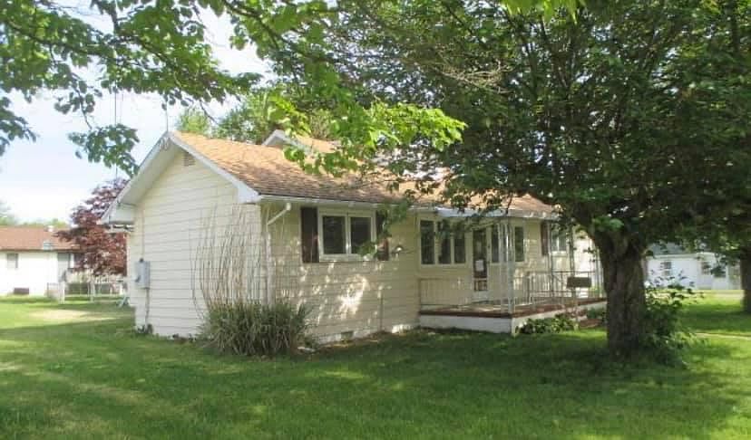 1st image of 25 Francis Dr