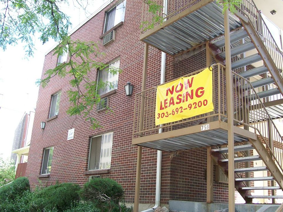 1st image of 758 Clarkson St