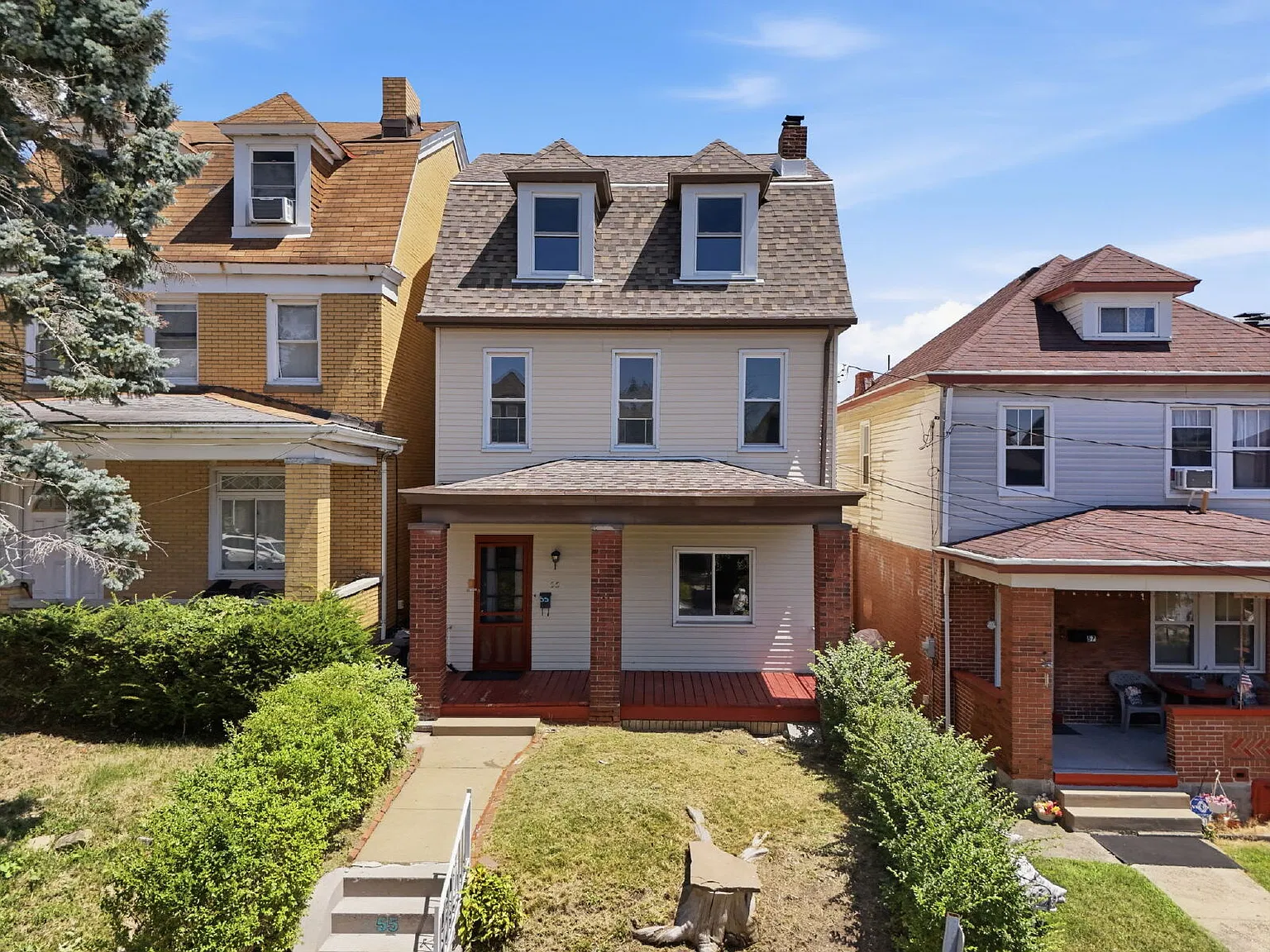 5 bed, 2.0 bath, $1,650 — Photo 1