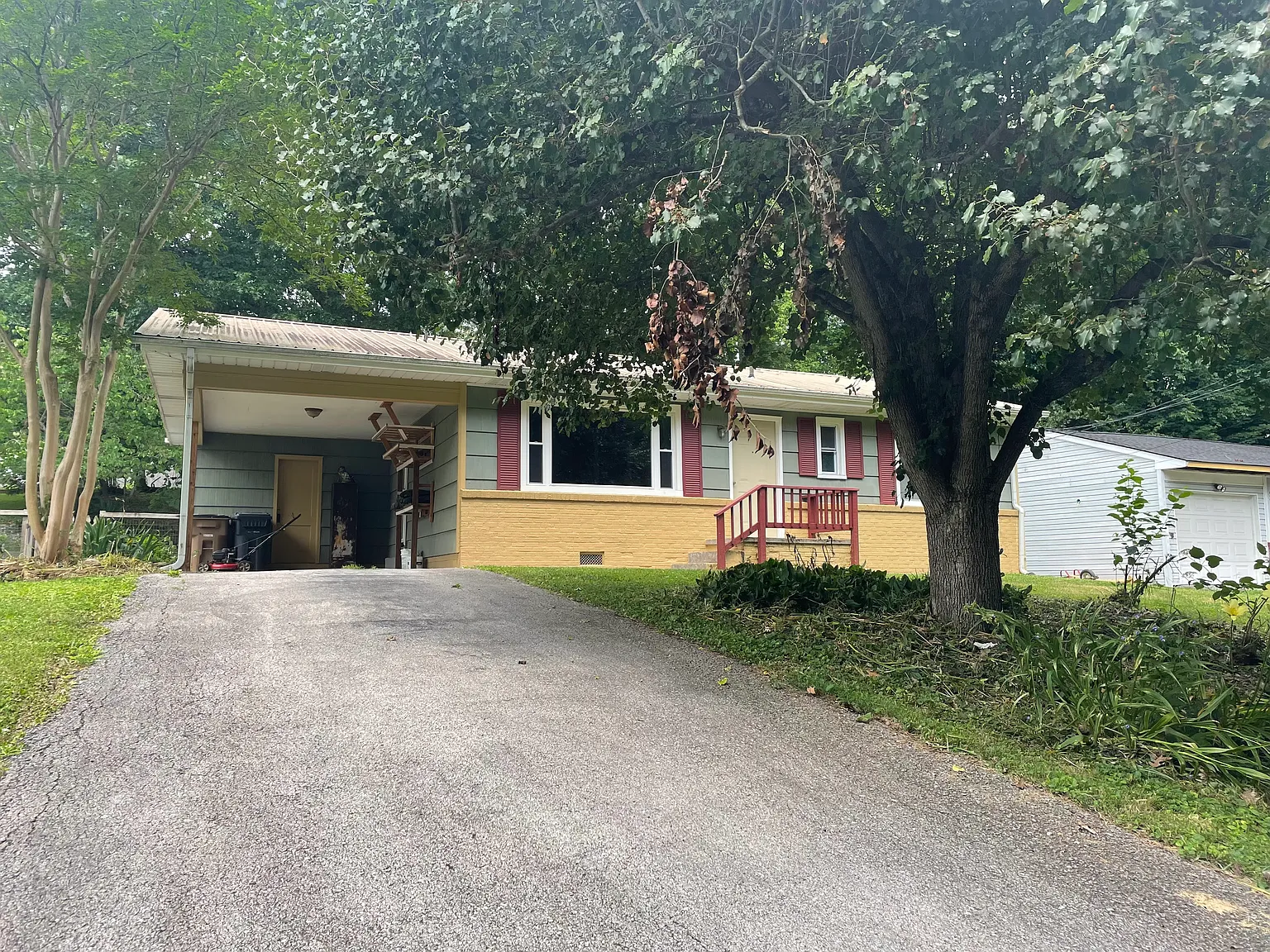 3 bed, 928 sqft, $1,725 — Photo 3