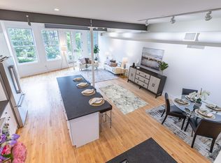 58 Regent St, Cambridge, MA 02140