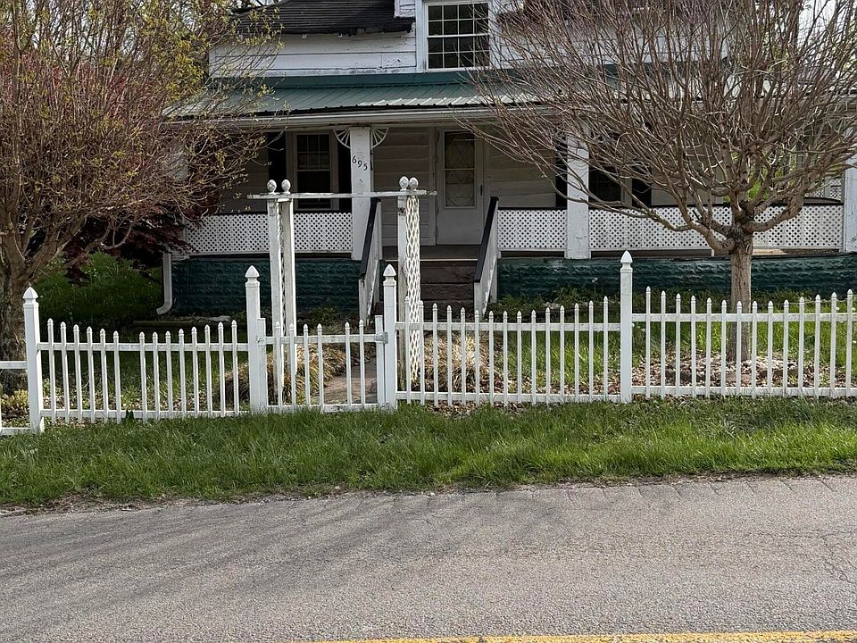 1st image of 695 W Main St