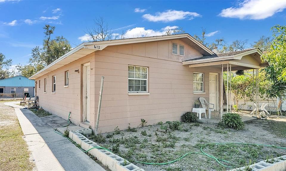 1st image of 612 Pear St