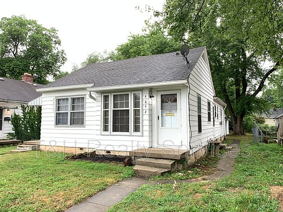 2nd image of 4642 Caroline Ave