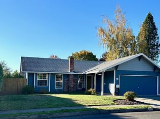 233 SE Hale Dr, Gresham, OR 97080