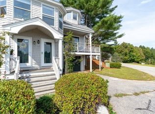 135 Vernon St APT 3A, Bethel, ME 04217