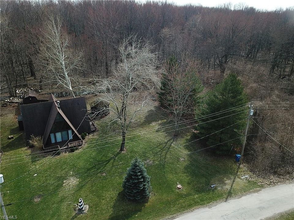 1st image of 80 Burgundy Blvd