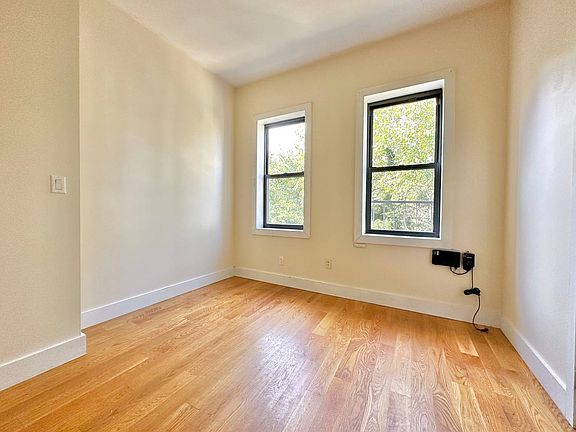4th image of 259 Jefferson St #2B