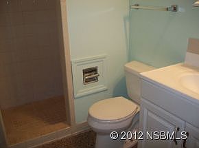4th image of 120 E Marion Ave