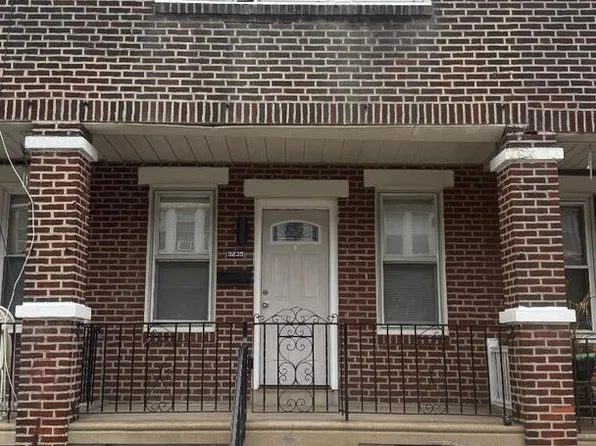5235 Burton St, Philadelphia, PA 19124