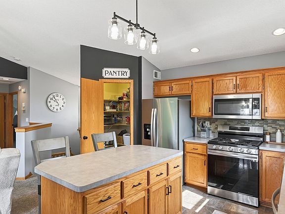 4th image of 796 Park Brook Rd NW