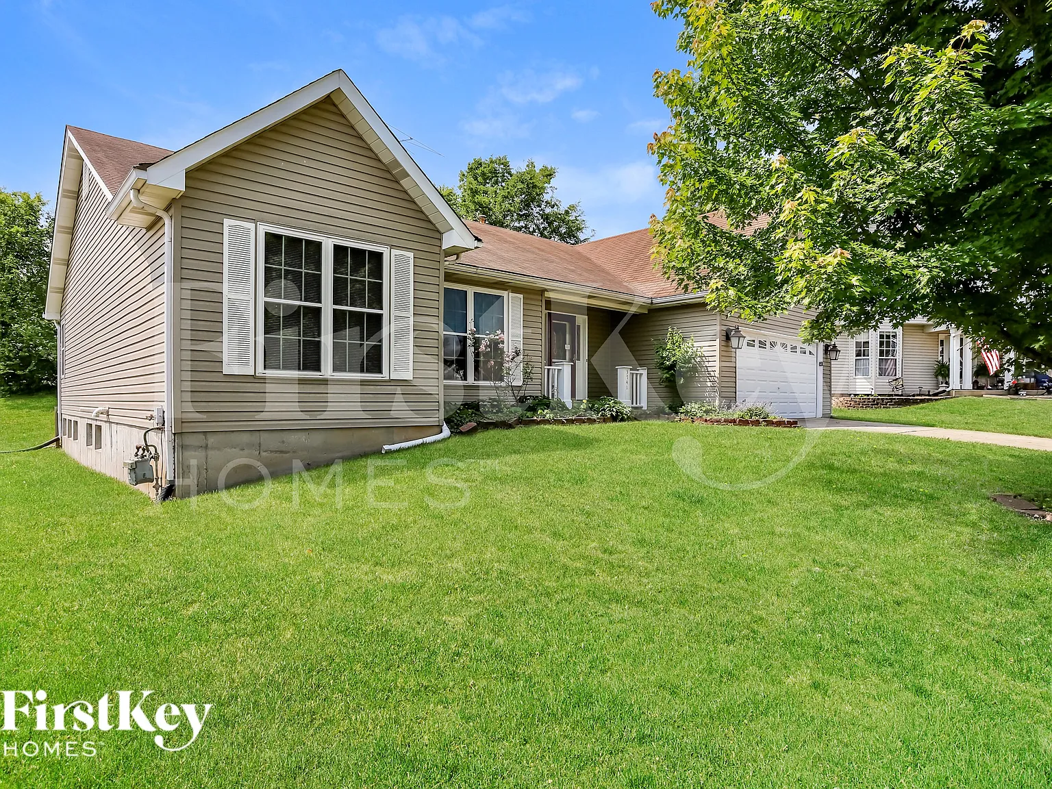 3 bed, 2.0 bath, 1785 sqft, $2,625 — Photo 2