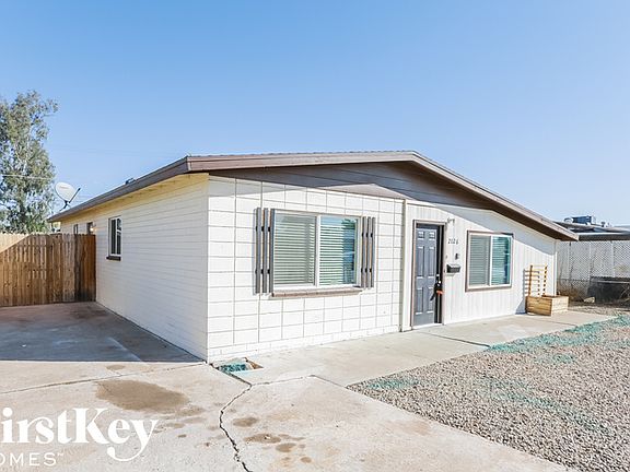 2nd image of 2026 E Don Carlos Ave