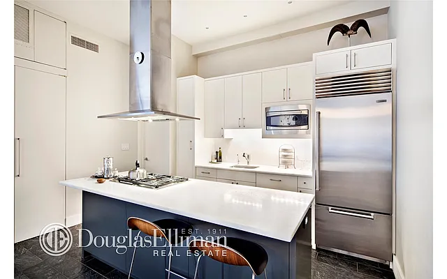 Sold by Douglas Elliman | media 14
