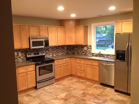 5th image of 2123 Lyman Ave