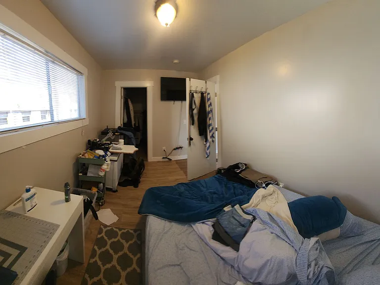 550-554 556 Foothill Blvd — Photo 11