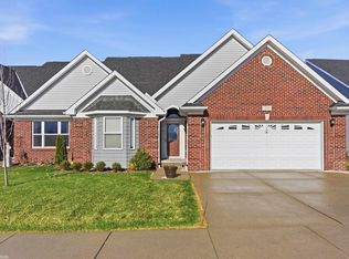 375 Devonshire Dr, Lapeer, MI 48446