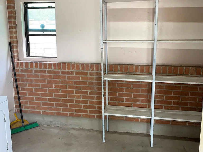 Laundry/Storage room