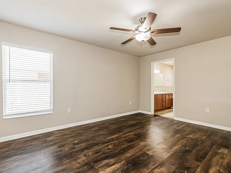 34835 Redding Ln — Photo 10