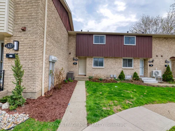 50 Lakeshore Rd #44, Saint Catharines, ON L2N 6P8