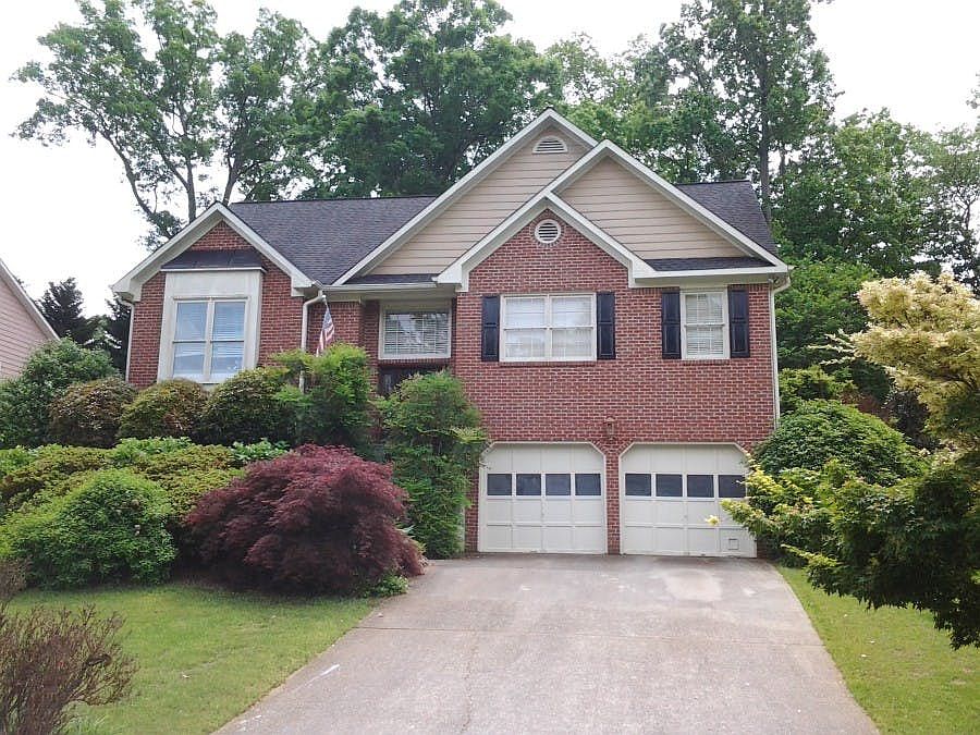 1st image of 1084 Bellaire Ct