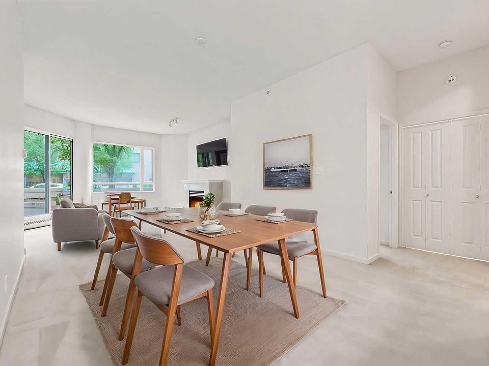 1st image of 804 3rd Ave SW #104