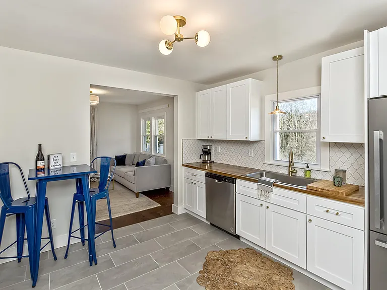 10 Laban Ln — Photo 12