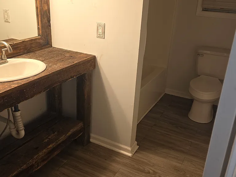 1309 E Irvine St — Photo 11