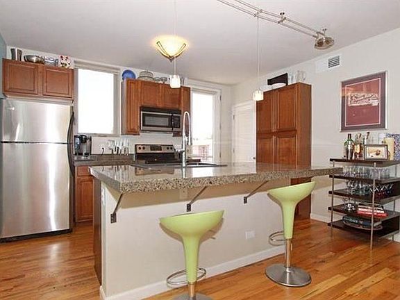 4th image of 908 Eudora St #203