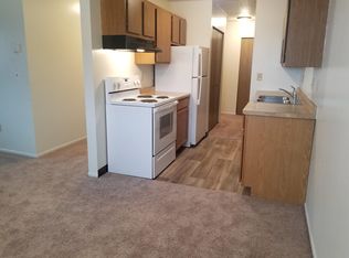 1209 3rd Ave N APT 101, Wahpeton, ND 58075