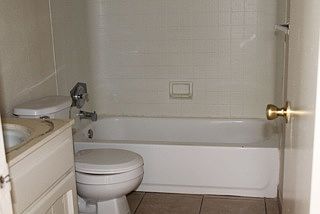 5th image of 241 W Holt Ave