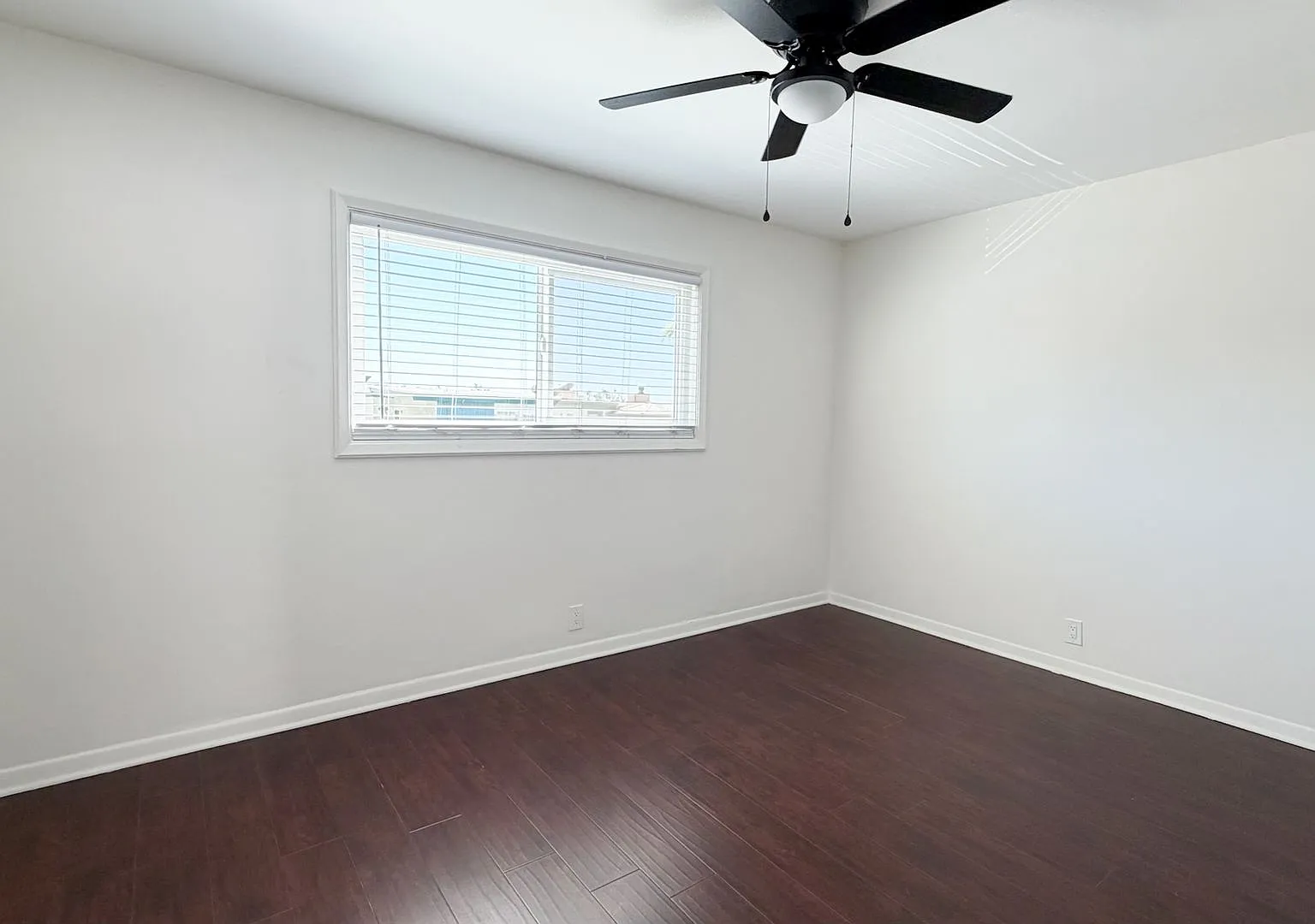 621 Manhattan Beach Blvd. — Photo 4