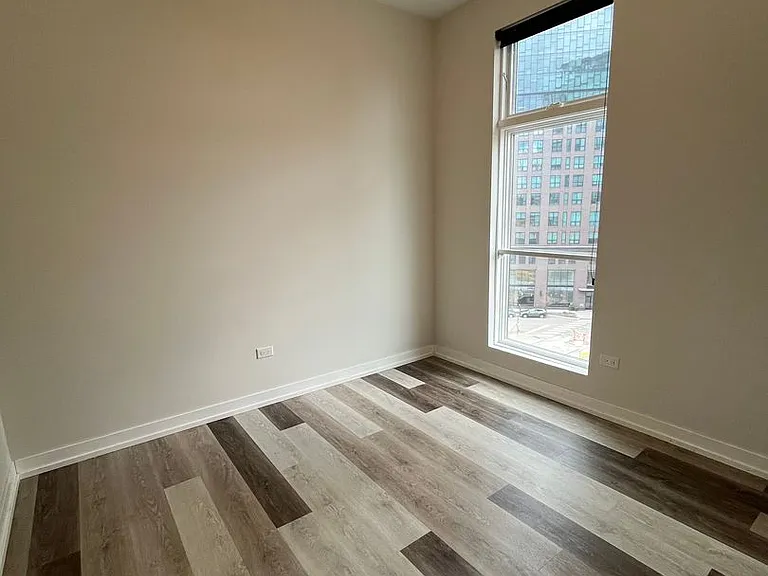713 N Milwaukee — Photo 18