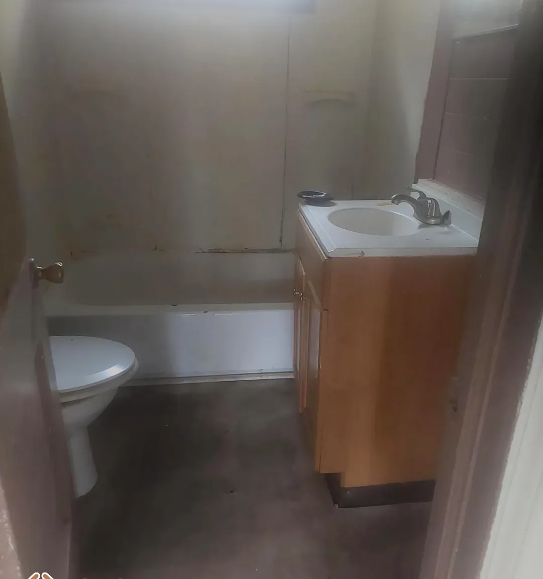 837 Newberg Avenue - 1 — Photo 2