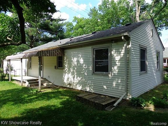 5th image of 4036 Highland Ct