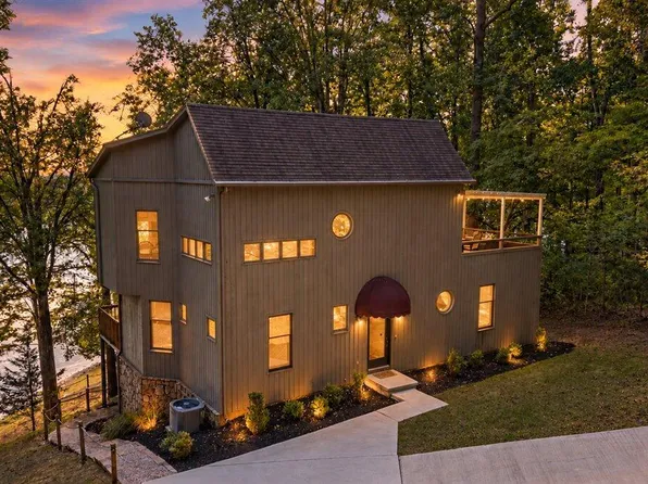 241 Deer Run Cir, La Follette, TN 37766