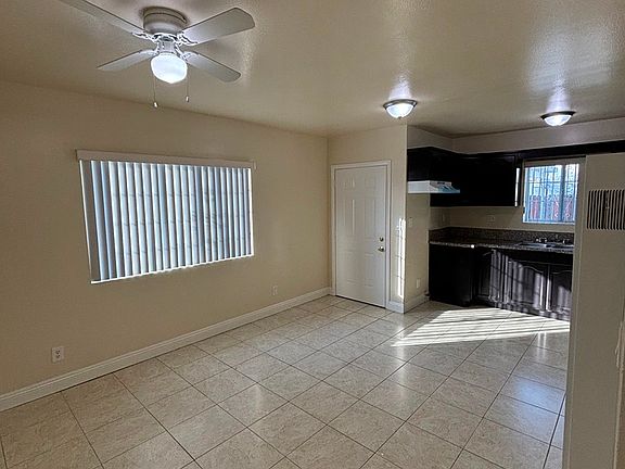 3rd image of 11015 S San Pedro St #11017