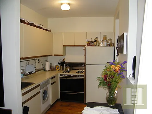 Rented by Halstead Real Estate | media 11