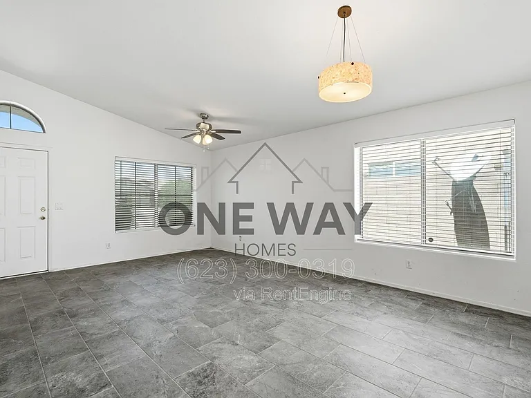 4622 E Summerhaven Dr — Photo 7