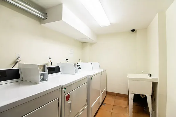 Rented by SERHANT. | media 3