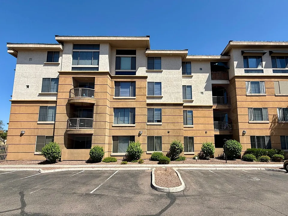 1701 E Colter St #337