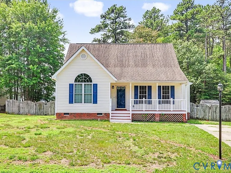 10017 Chartwood Ct — Photo 1