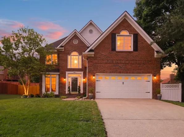 944 Rockbridge Rd, Lexington, KY 40515
