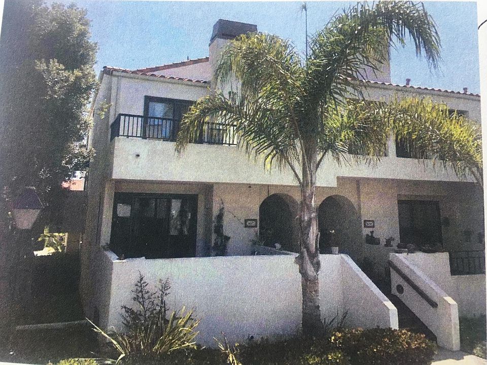 2nd image of 16575 Tropez Ln
